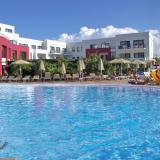Arminda, Pool