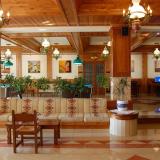 Palladium, Lobby
