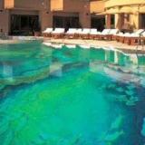 Fairmont Dubai, Pool