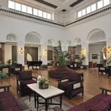 Globales Reina Cristina, Lobby