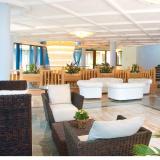 Alexander, Lobby
