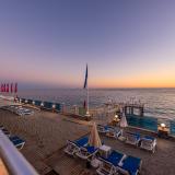 White City Beach - Adults Only, Bild 3