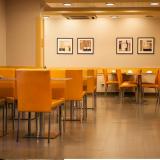 Via Augusta, Restaurant