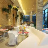 Mode Sathorn, Bistro