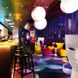Mode Sathorn, Bar