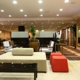 Lion's Garden, Lobby