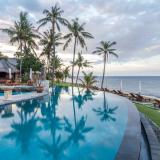 Siddhartha Ocean Front Resort & Spa, Pool