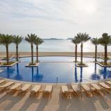 Fairmont The Palm, Pool