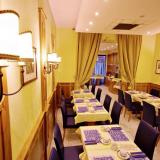 Camelia, Restaurant
