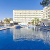Coral Beach by Llum, Pool