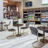 DoubleTree by Hilton Newark Airport, Bild 6