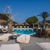 Golden Star, Pool
