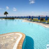 Neptune Resort & Spa, Pool