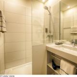LOGINN by ACHAT Leipzig, Badezimmer Beispiel