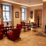 Leonardo Praha, Lobby