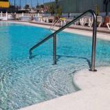 Las Arenas, Pool