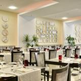 AX The Palace Malta, Restaurant