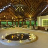 Dusit Thani Maldives, Lobby