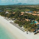 Crystals Beach Resort Belle Mare, a member of Radisson Individuals, Bild 2