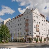 Ringhotel Loew's Merkur, Bild 1