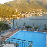 Oceanis, Pool