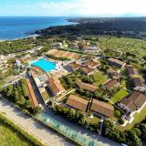 4 Sterne Hotel: Tirreno Resort, Cala Liberotto, Sardinien