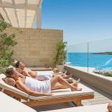 Allsun Hotel Borneo - Adults Only, Terrasse