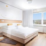 Golf Hotel, Bild 3