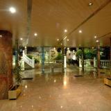 Santa Monica, Lobby