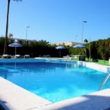 Roca Verde, Pool