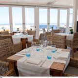 Carlton Beach, Restaurant