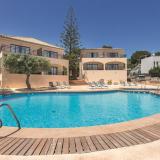 Seasun Far, Pool