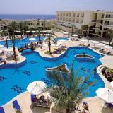 Doubletree by Hilton Sharks Bay, Pool