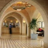Jaz Dahabeya, Lobby