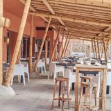 Tarifa Lances, Bar