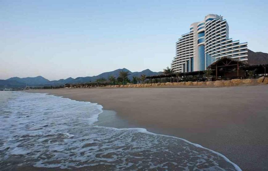 Le Meridien Al Aqah Beach Resort, Aussenaufnahme