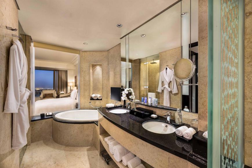5 Sterne Hotel: Conrad Dubai - Dubai City, Dubai