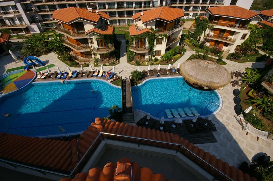 Laguna Beach Resort & Spa, Pool