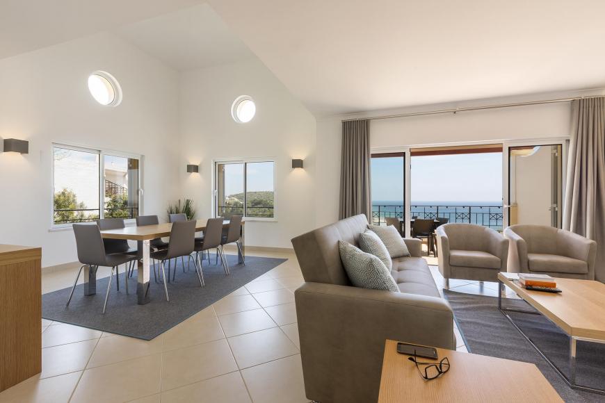 4 Sterne Hotel: NAU Salema Beach Village - Salema, Algarve
