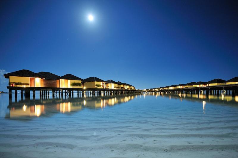 4 Sterne Familienhotel: Paradise Island Resort & Spa - Nord Male Atoll, Kaafu Atoll, Bild 1