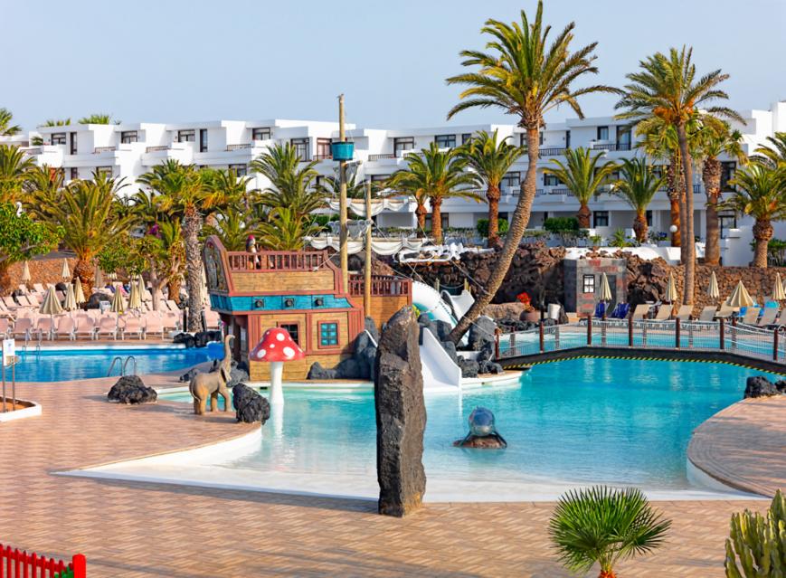 4 Sterne Familienhotel: H10 Suites Lanzarote Gardens - Costa Teguise, Lanzarote (Kanaren)