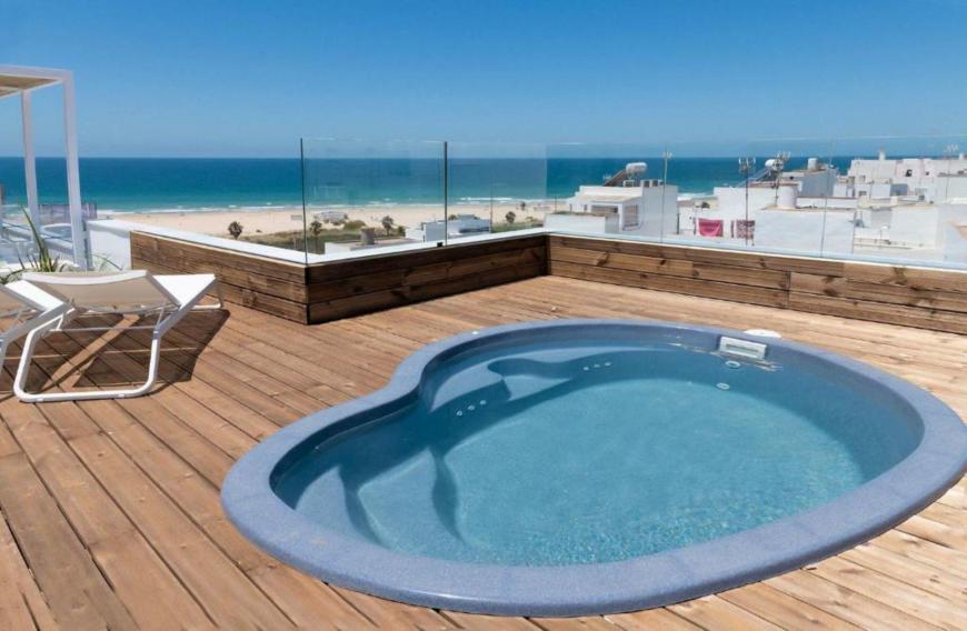 1 Sterne Hotel: Alzocaire Hostal Boutique - Conil, Costa de la Luz (Andalusien)