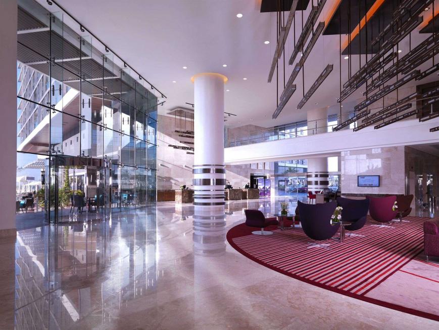 4 Sterne Hotel: Radisson Blu Yas Island - ABU DHABI, Abu Dhabi