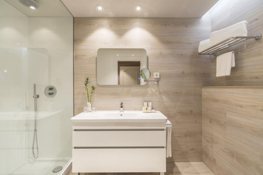 4 Sterne Hotel: Salles Pere IV - Barcelona, Katalonien, Bild 5