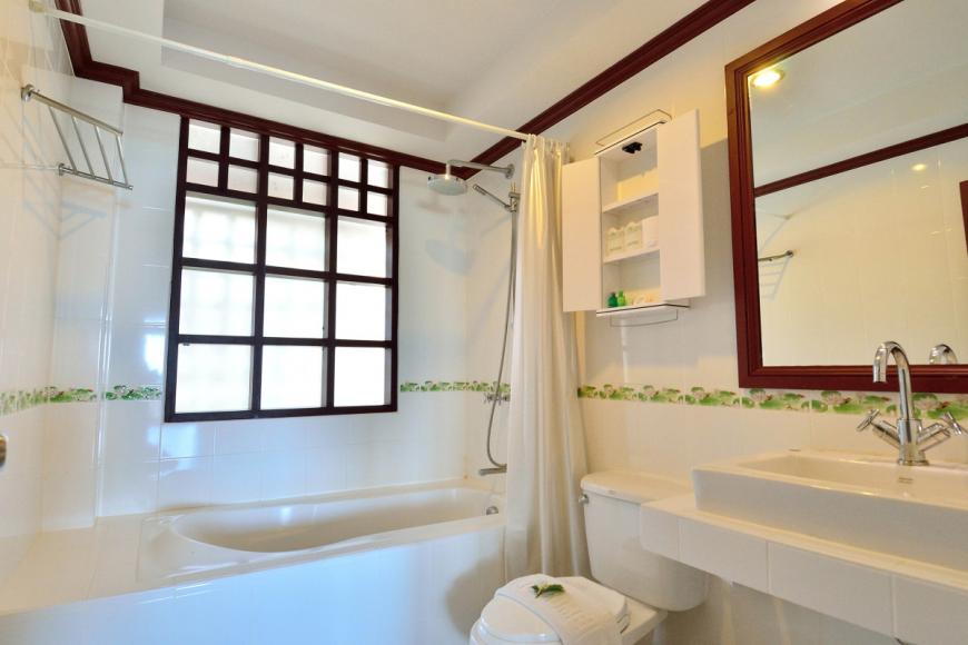 3 Sterne Hotel: First Bungalow Beach Resort - Koh Samui, Koh Samui, Bild 10