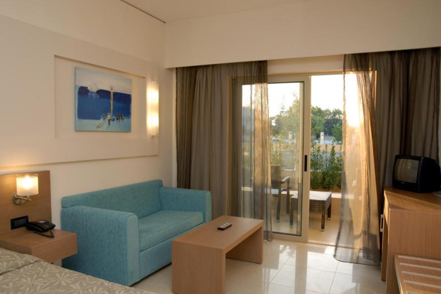 4 Sterne Familienhotel: Atlantica Amalthia Beach Hotel - Adults Only - Agia Marina (Chania), Kreta, Bild 7