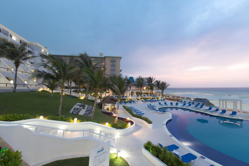4 Sterne Hotel: Golden Parnassus Resort & Spa - Cancun, Riviera Maya