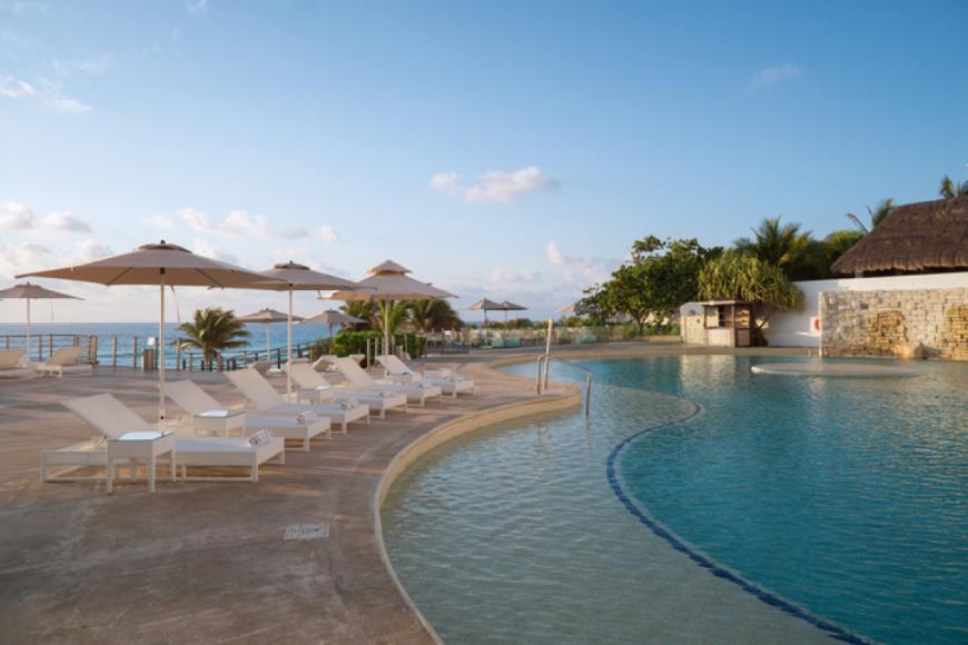 4 Sterne Familienhotel: Sunset Royal Beach Resort - Cancun, Yucatan