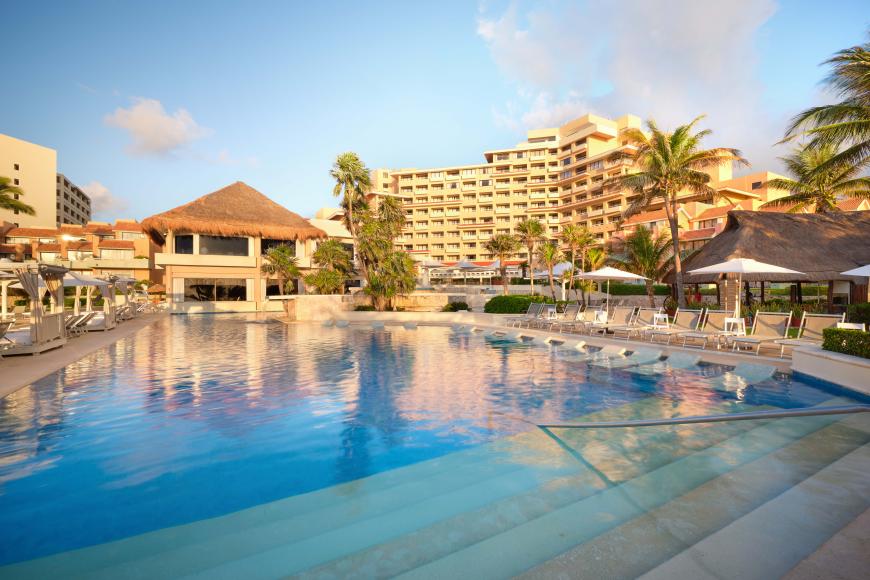4 Sterne Familienhotel: Wyndham Grand Cancun All Inclusive Resort & Villas - Cancun, Riviera Maya
