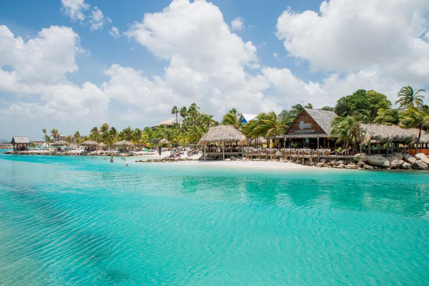 4 Sterne Hotel: LionsDive Beach Resort - Sea Aquarium Beach, Curacao